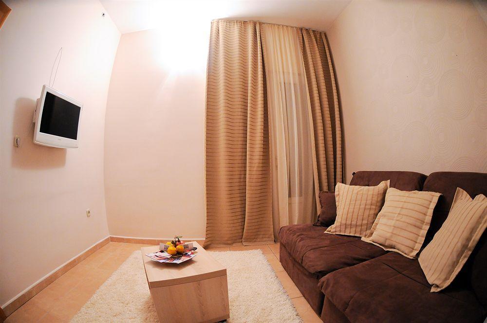 Beach Villa Bb Podstrana Buitenkant foto