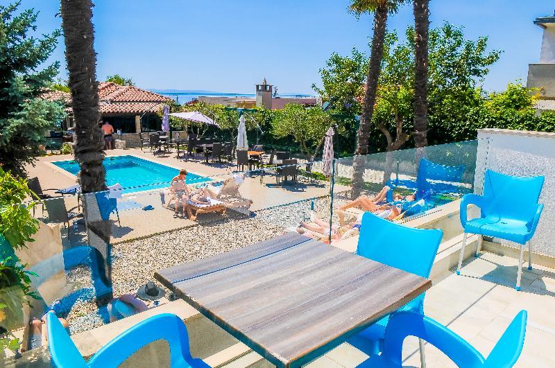 Beach Villa Bb Podstrana Buitenkant foto