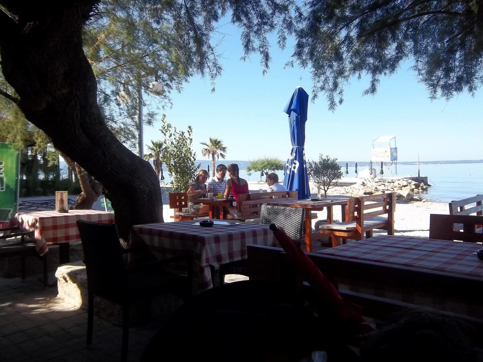 Beach Villa Bb Podstrana Buitenkant foto